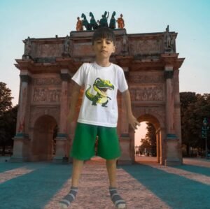 Conjunto de camiseta y pantalones cortos para niños dinosaurio