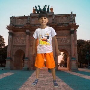 Conjunto de ropa con temática de Dragon Ball Z.